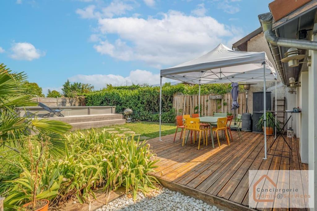 Maison A Lyon Parilly Avec Piscine, Jardin, Parking Prive & Proche Eurexpo Vénissieux Exterior foto