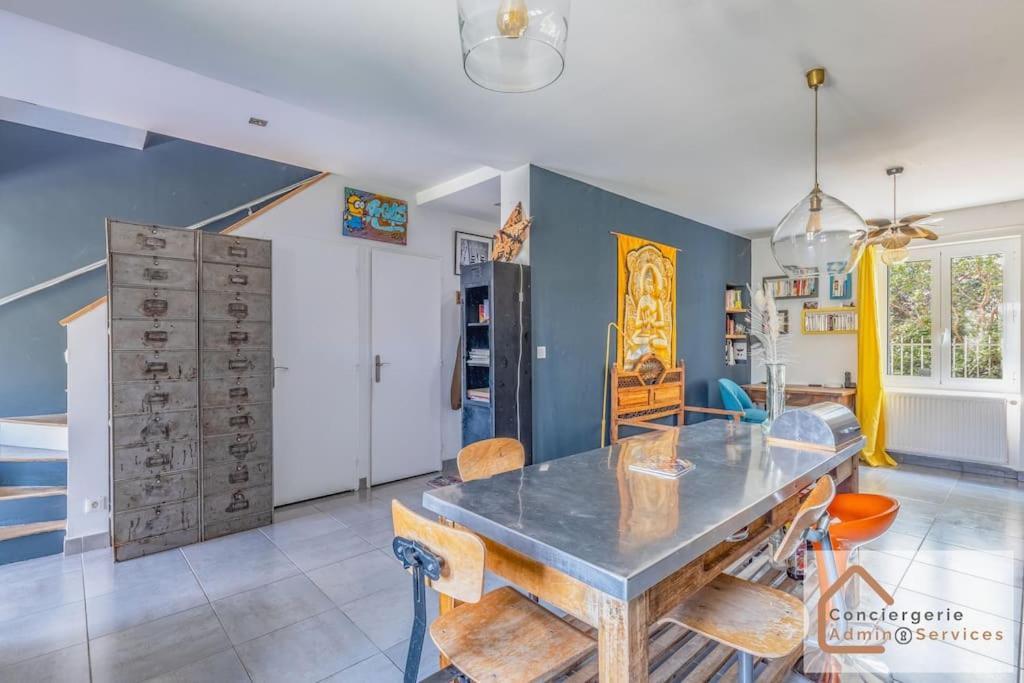 Maison A Lyon Parilly Avec Piscine, Jardin, Parking Prive & Proche Eurexpo Vénissieux Exterior foto